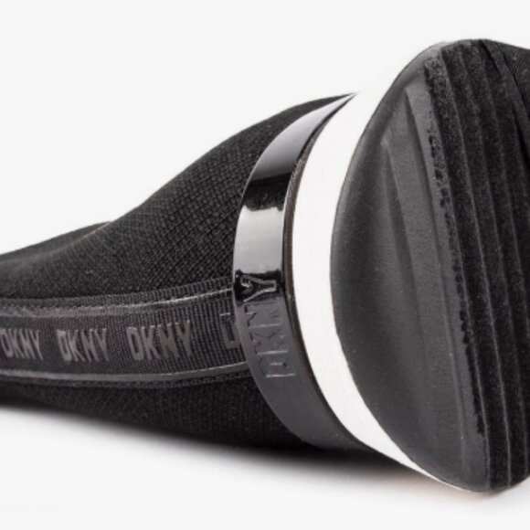 DKNY Women's Nona Pull-On Logo Sock Sneakers. 6.5. Black. - Picture 12 of 16